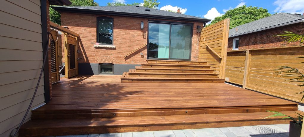 Deck Staining Etobicoke